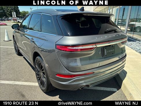 Certified 2022 Lincoln Corsair Reserve w/ Equipment Group 201A AWD/4WD image 4