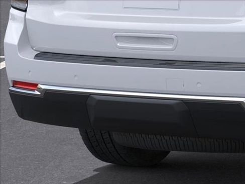 New 2026 Chevrolet Suburban LS image 14