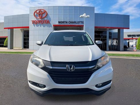 Used 2017 Honda HR-V EX-L image 2