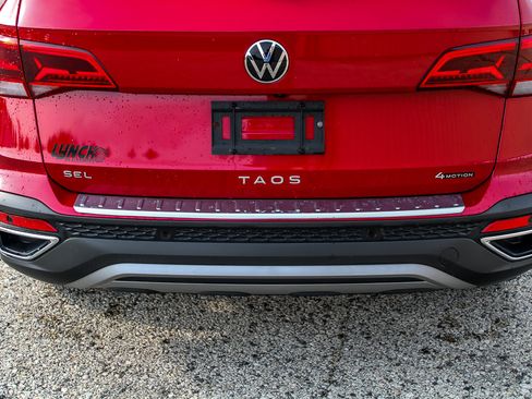Used 2023 Volkswagen Taos SEL AWD/4WD image 13