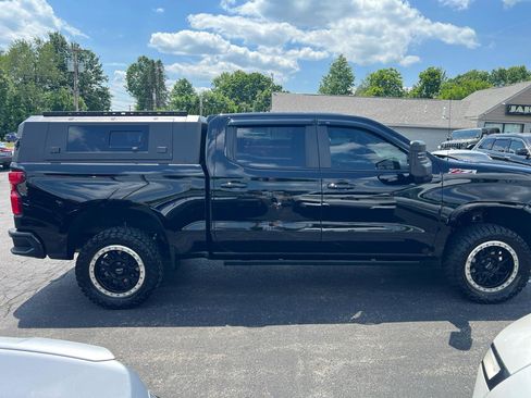 Used 2024 Chevrolet Silverado 1500 RST w/ Convenience Package II AWD/4WD image 4