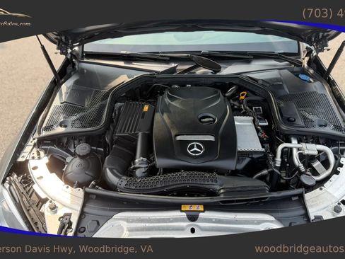 Used 2018 Mercedes-Benz C 300 4MATIC Sedan w/ Premium Package image 32