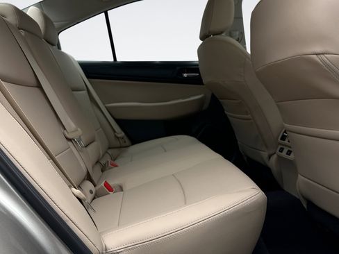 Used 2017 Subaru Legacy 2.5i Limited image 20