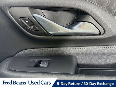 Used 2024 GMC Yukon Denali image 37