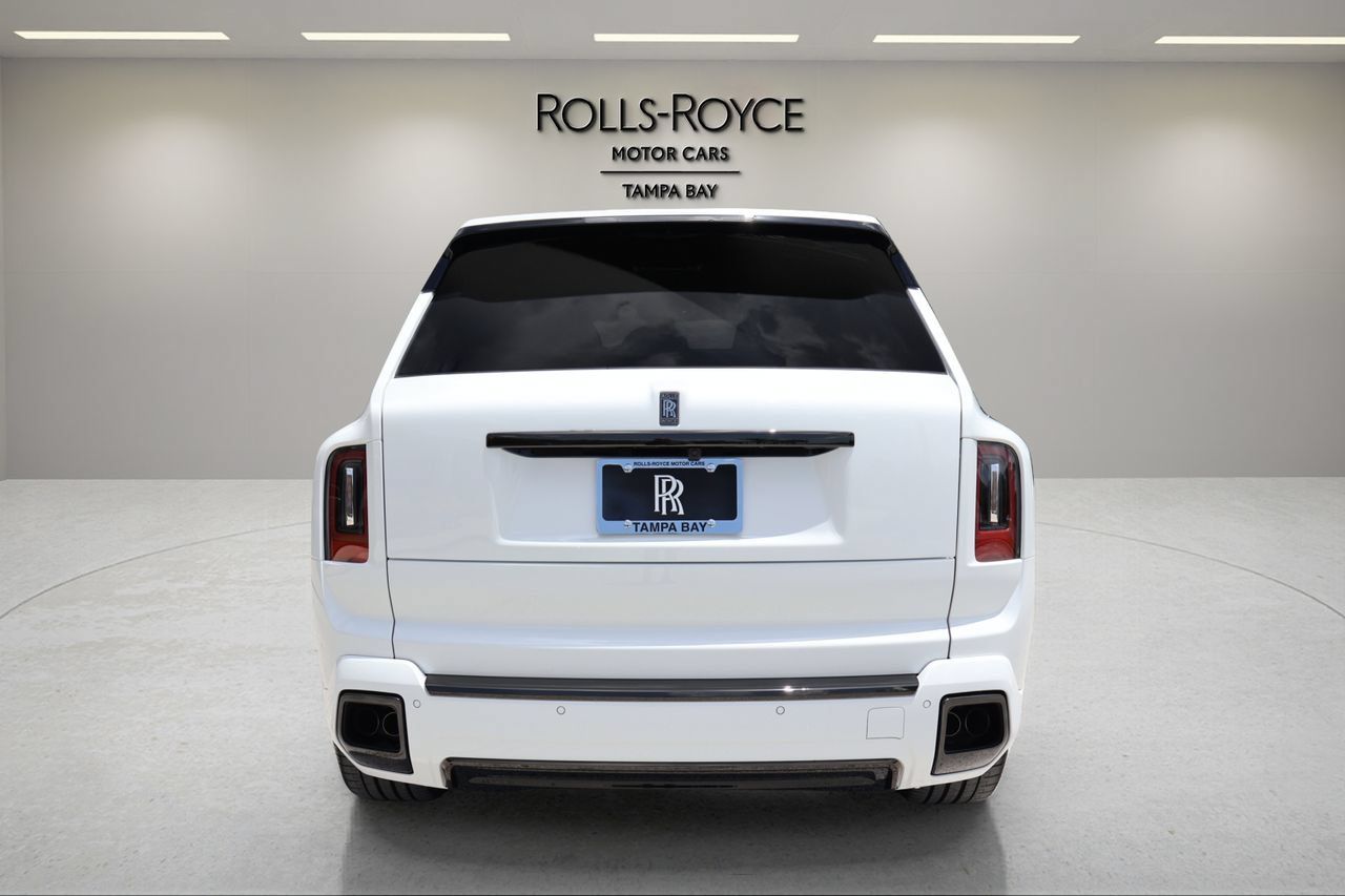 New 2027 Rolls-Royce Cullinan Black Badge AWD/4WD image 4