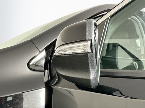 Used 2024 GMC Terrain SLT image 16