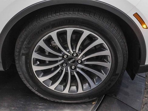 Used 2023 Lincoln Aviator Reserve w/ Equipment Group 201A image 4