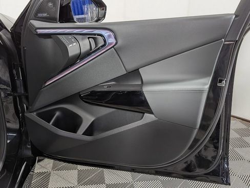 Used 2025 BMW X3 M50 w/ Premium Package image 31