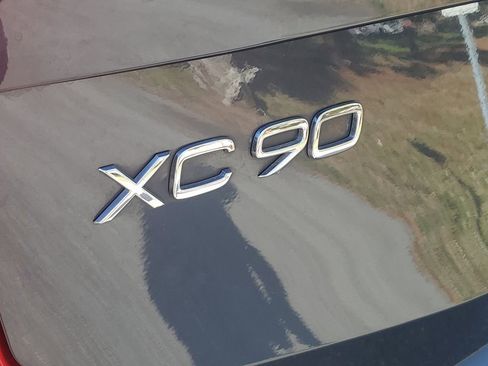 Used 2021 Volvo XC90 T6 Inscription w/ Protection Package Premier image 14