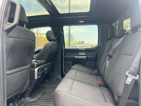 Used 2019 Ford F150 XLT w/ Equipment Group 302A Luxury image 16