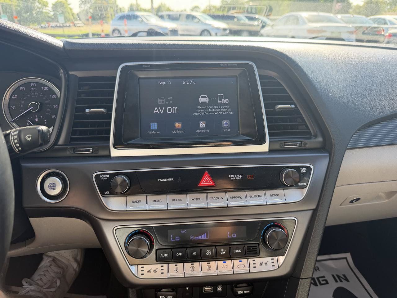 Used 2018 Hyundai Sonata Limited FWD image 26
