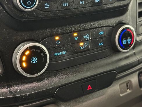 Used 2023 Ford Transit 350 XL image 19