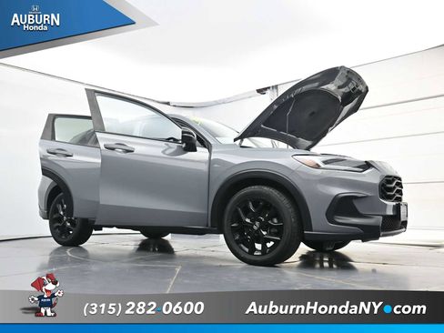 Used 2024 Honda HR-V Sport image 34