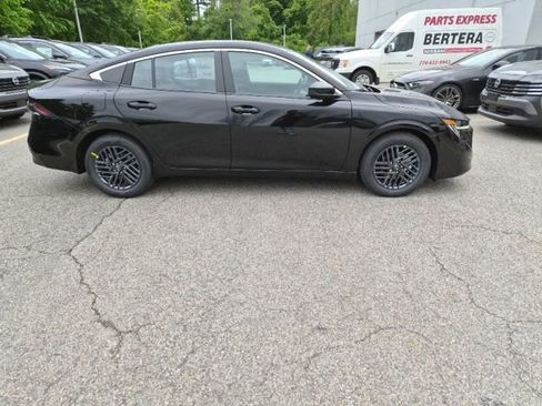 New 2026 Nissan Sentra SV FWD image 2