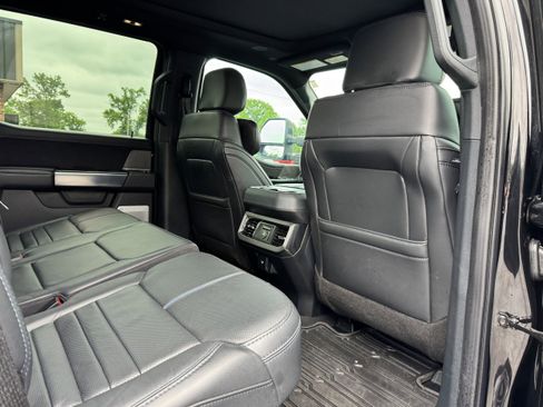 Used 2025 Ford F250 Platinum AWD/4WD image 14