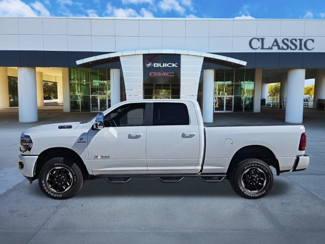 Used 2026 RAM 2500 Laramie AWD/4WD image 5
