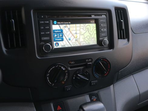 Used 2019 Nissan NV200 SV w/ Navigation Package image 19