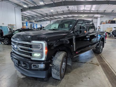 Used 2023 Ford F250 Limited w/ FX4 Off-Road Package AWD/4WD image 6