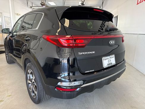 Used 2020 Kia Sportage LX FWD image 5