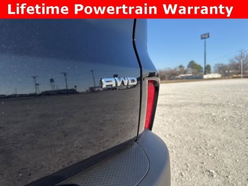 Used 2025 Ford Escape ST-Line image 9