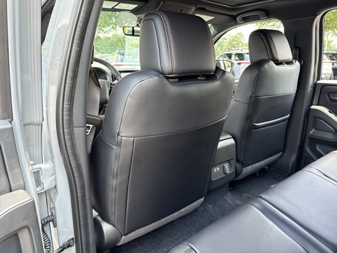 New 2026 Nissan Frontier PRO-4X w/ Pro Premium Package AWD/4WD image 21