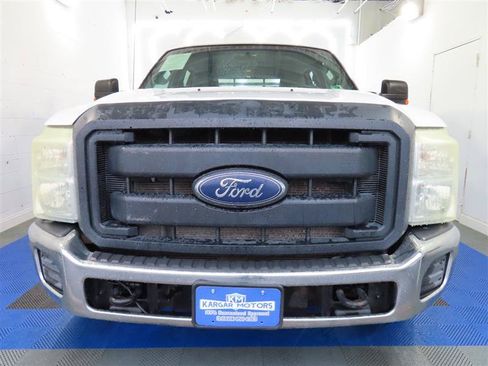 Used 2015 Ford F350 XL w/ Power Equipment Group RWD image 2