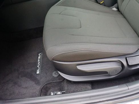 New 2026 Hyundai Elantra SEL Sport Premium FWD image 18