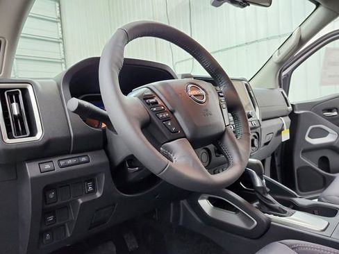 New 2026 Nissan Frontier SV w/ SV Convenience Package RWD image 18