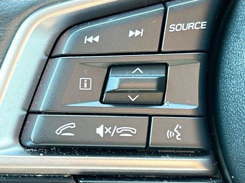 Used 2023 Subaru Ascent Limited AWD/4WD image 36