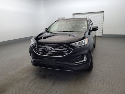 Used 2019 Ford Edge Titanium AWD/4WD image 15