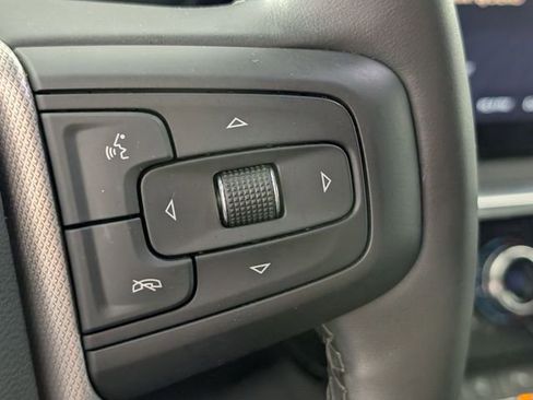 Used 2025 GMC Sierra 2500 Denali AWD/4WD image 18