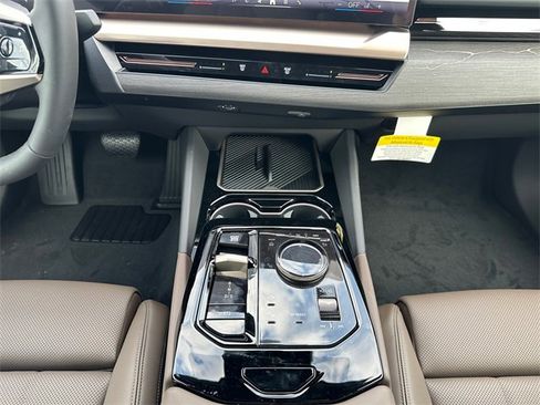 New 2026 BMW 530i xDrive 530i xDrive image 11