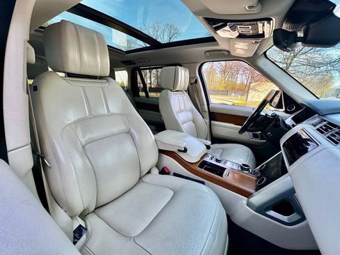 Used 2019 Land Rover Range Rover Long Wheelbase Supercharged AWD/4WD image 24
