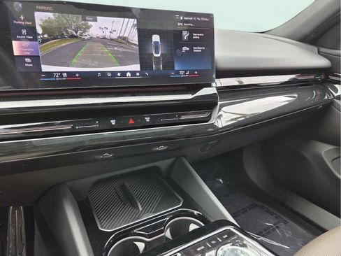 Certified 2026 BMW 530i RWD image 33