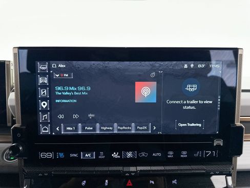 Used 2025 GMC Hummer EV 3X AWD/4WD image 21