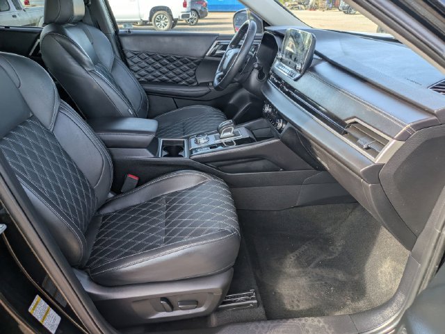 Used 2024 Mitsubishi Outlander SEL FWD image 25