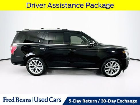 Used 2018 Ford Expedition Limited w/ Equipment Group 302A AWD/4WD image 10