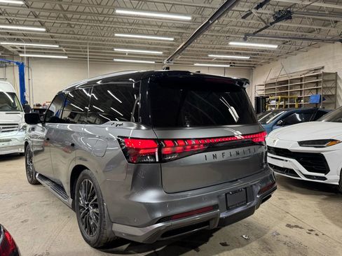 Used 2025 INFINITI QX80 Autograph w/ Premium Cargo Package image 9