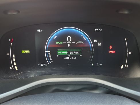 Used 2025 Toyota Camry SE FWD image 25