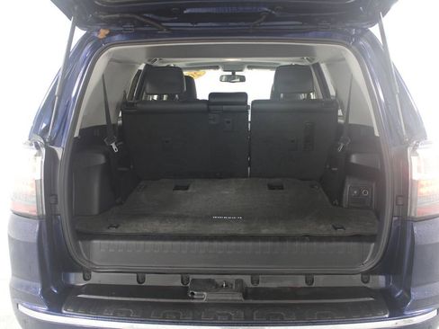 Used 2016 Toyota 4Runner Limited image 18
