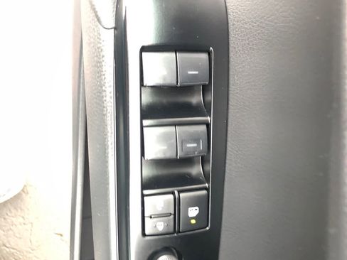 Certified 2025 Toyota Camry SE image 25