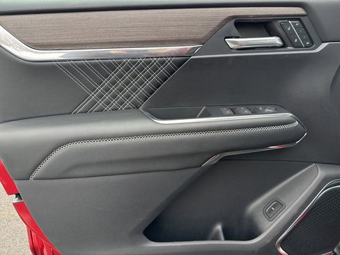 Used 2024 GMC Acadia Denali w/ LPO, Floor Liner Package image 23