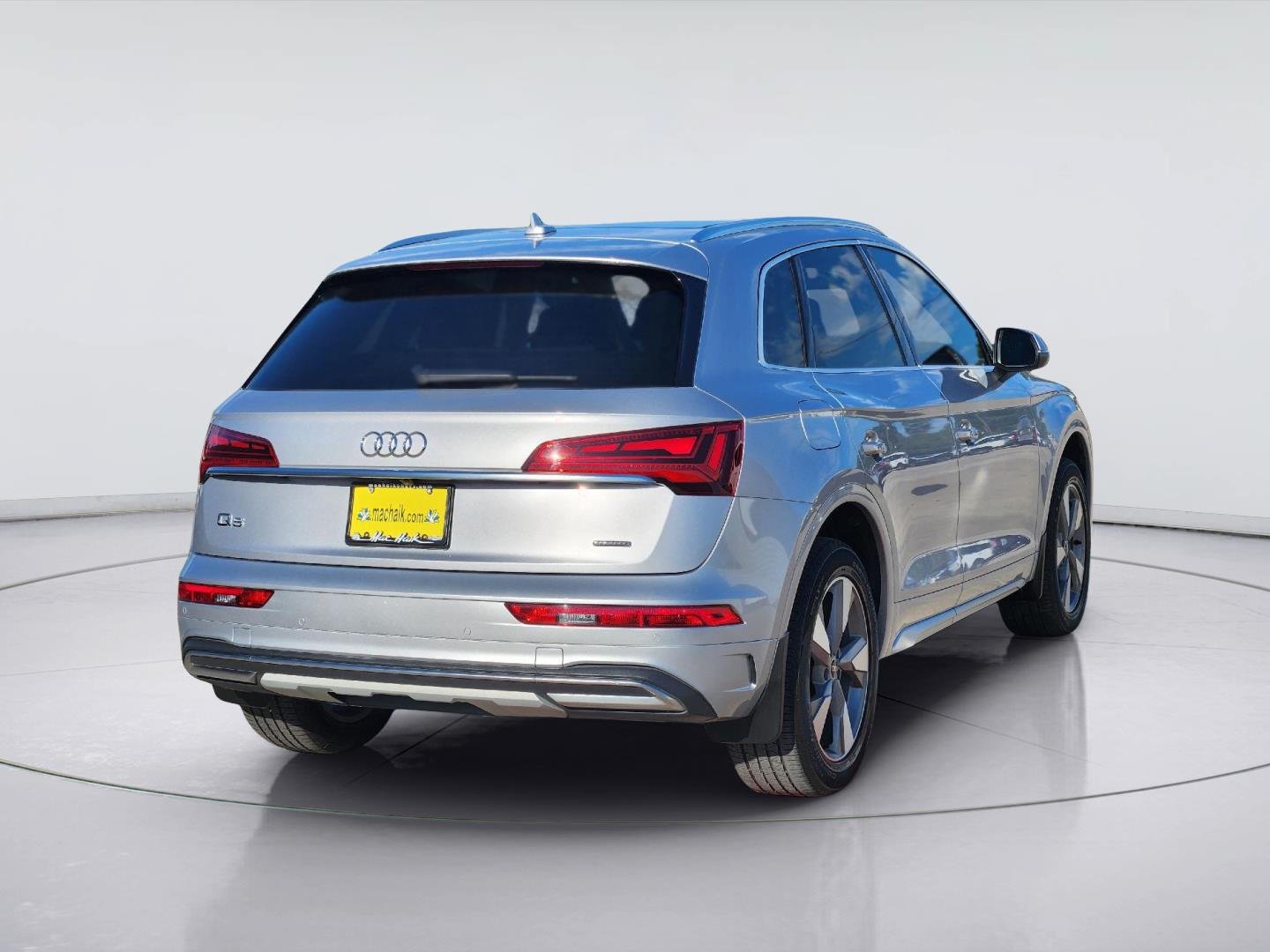Used 2023 Audi Q5 2.0T Premium Plus w/ Premium Plus Package AWD/4WD image 5