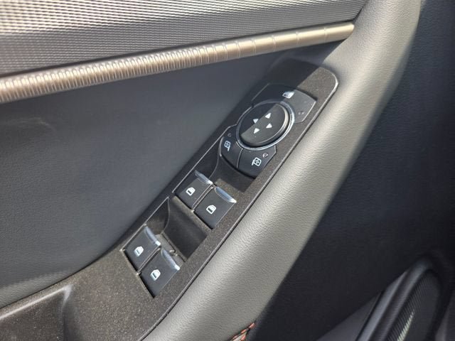 Used 2025 Ford Explorer Active w/ Active Comfort Package AWD/4WD image 31