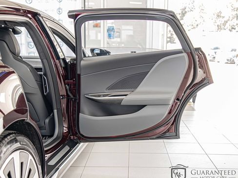 Used 2023 Lucid Air Pure AWD/4WD image 37