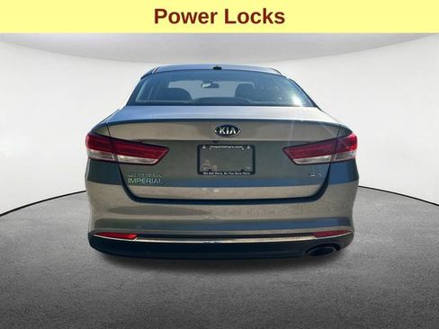 Used 2016 Kia Optima EX FWD image 11