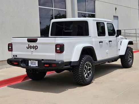 New 2026 Jeep Gladiator Rubicon AWD/4WD image 3