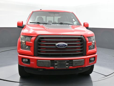 Used 2016 Ford F150 Lariat image 2