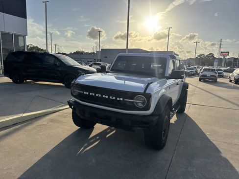 Used 2024 Ford Bronco Wildtrak AWD/4WD image 5