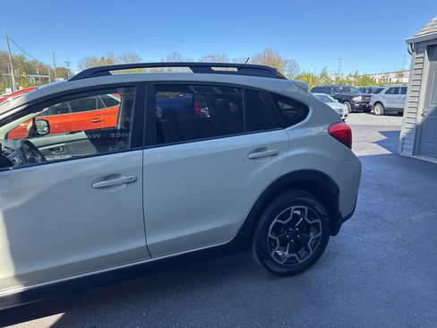 Used 2014 Subaru Crosstrek 2.0i Premium w/ Popular Package #1 AWD/4WD image 5